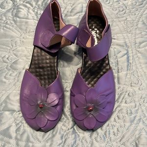 Women’s Purple Shoes Size 8